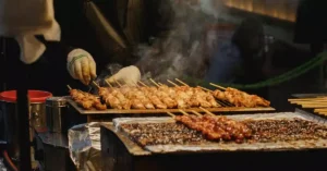 ঢাকার ১০টি জনপ্রিয় খাবারের ঠিকানা